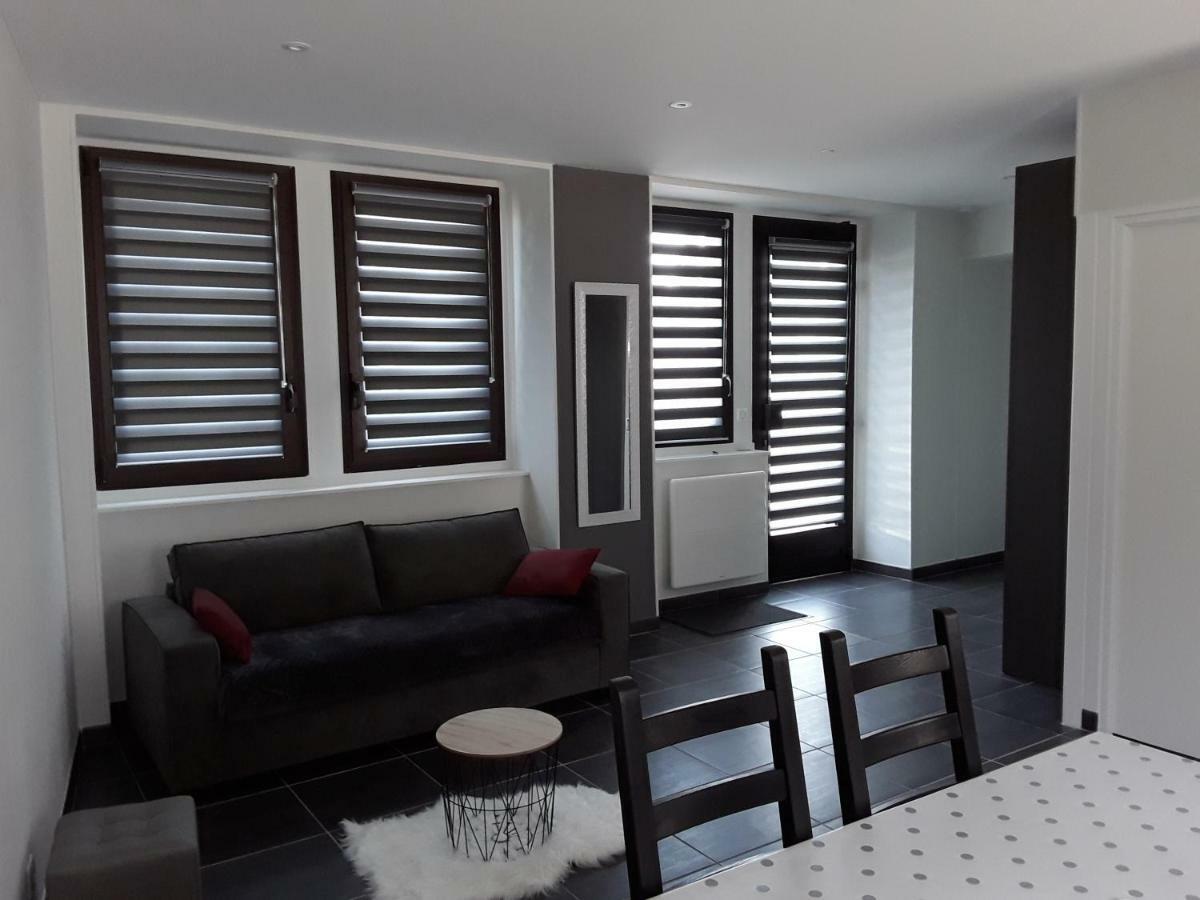 Le Gite Dameryat Villa Damery  ภายนอก รูปภาพ