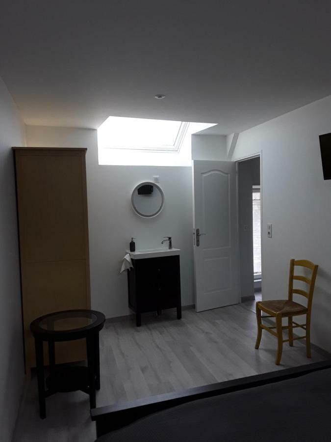 Le Gite Dameryat Villa Damery  ภายนอก รูปภาพ